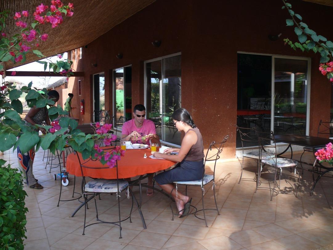 Baobab Soleil Hotel Sindia Exterior foto